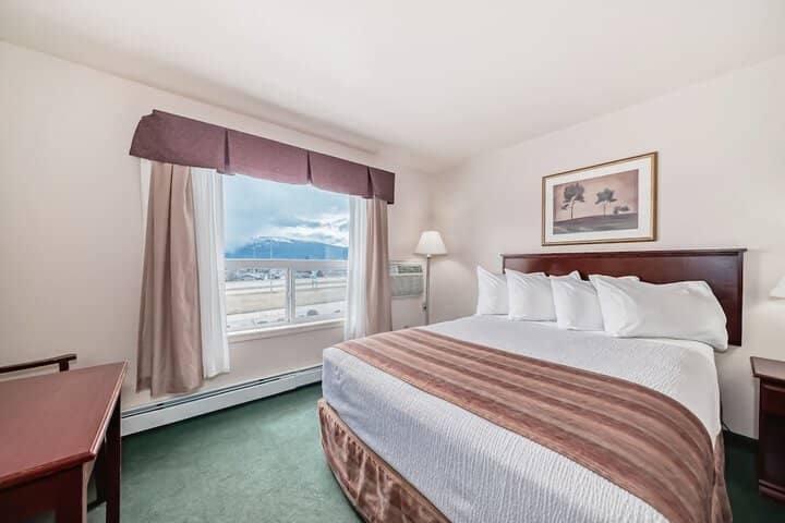 Room 21 of 48